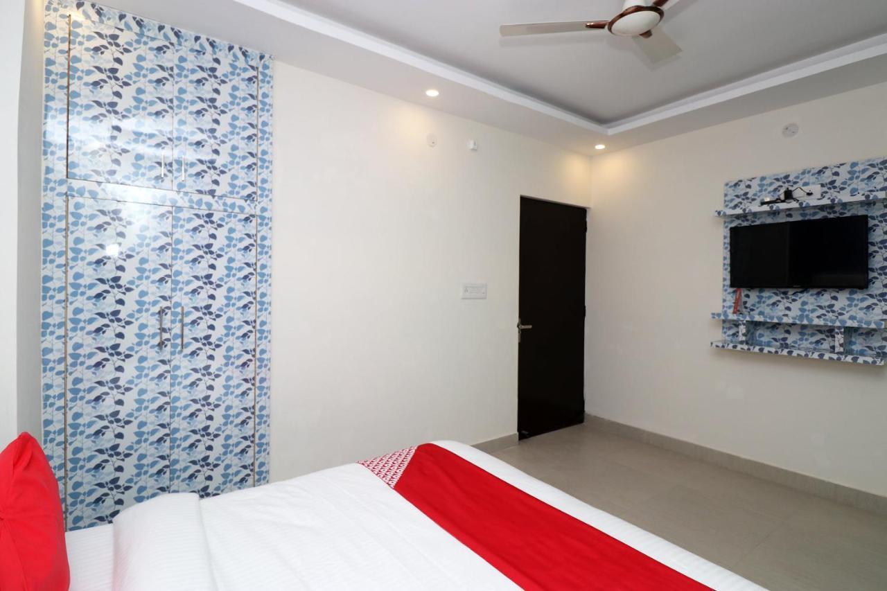 Oyo 25130 Hotel Royal Inn Nowe Delhi Zewnętrze zdjęcie