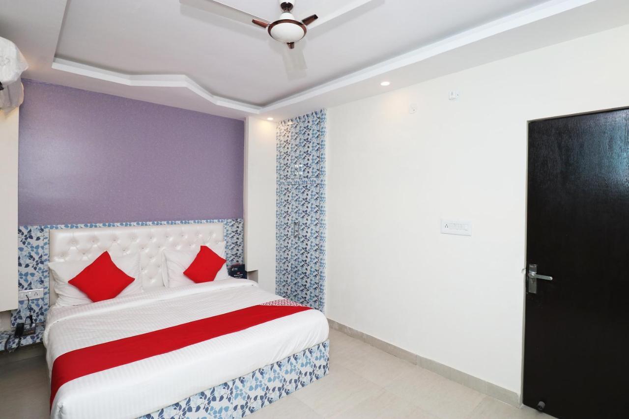 Oyo 25130 Hotel Royal Inn Nowe Delhi Zewnętrze zdjęcie