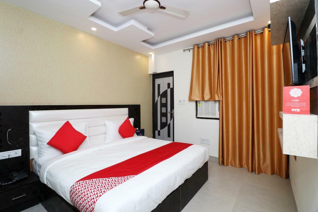 Oyo 25130 Hotel Royal Inn Nowe Delhi Zewnętrze zdjęcie