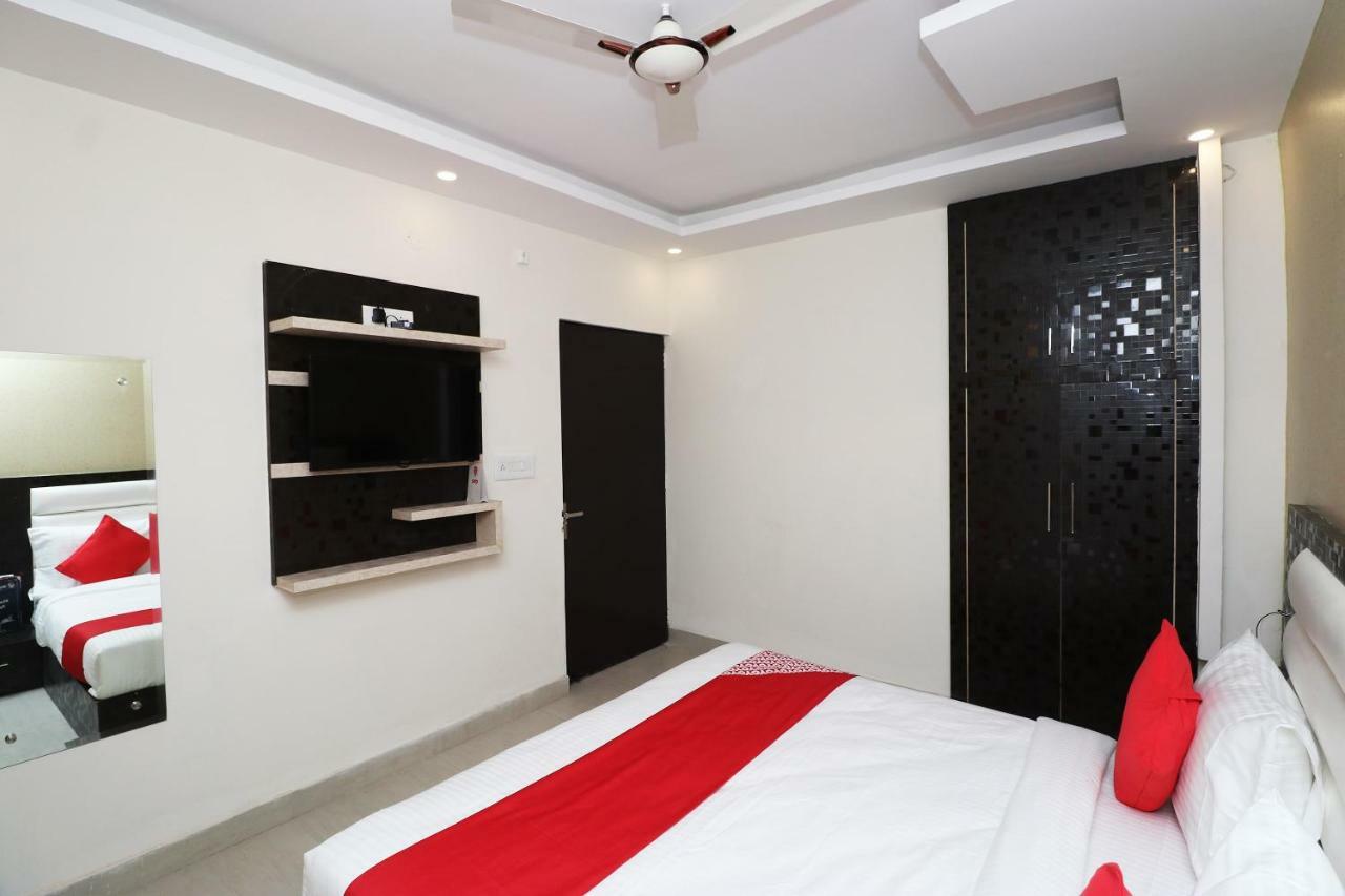 Oyo 25130 Hotel Royal Inn Nowe Delhi Zewnętrze zdjęcie
